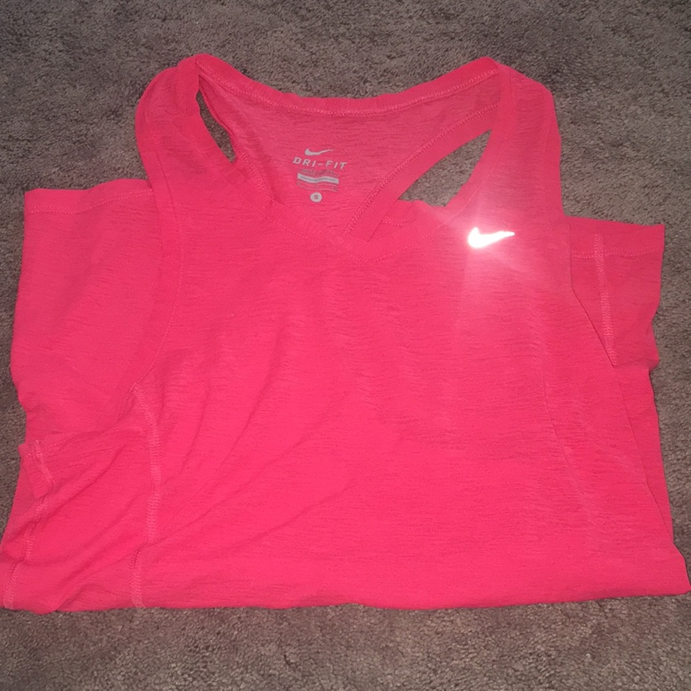 Nike tank